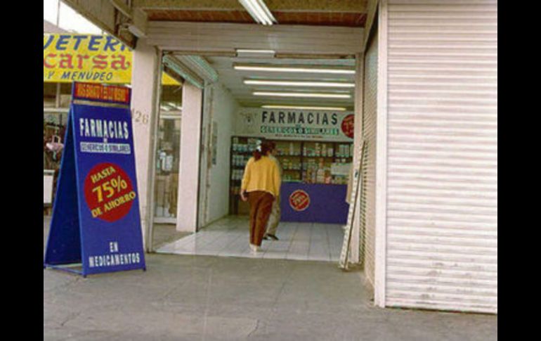 Según la Encuesta de Percepción Ciudadana 2014 de Jalisco Cómo Vamos, cinco de cada 10 tapatíos han consultado a un médico de farmacia. EL INFORMADOR / ARCHIVO