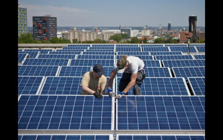 El diputado Munguía Cardona explicó que producir energía eléctrica con base en hidrocarburos resulta costoso para el medio ambiente. EFE / ARCHIVO