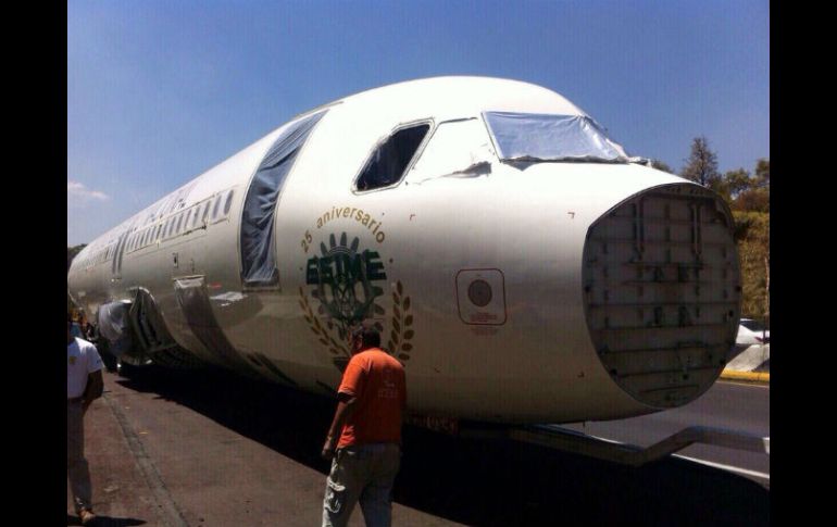 La empresa lamenta los inconvenientes viales ocasionados por el traslado del avión. NTX / ESPECIAL