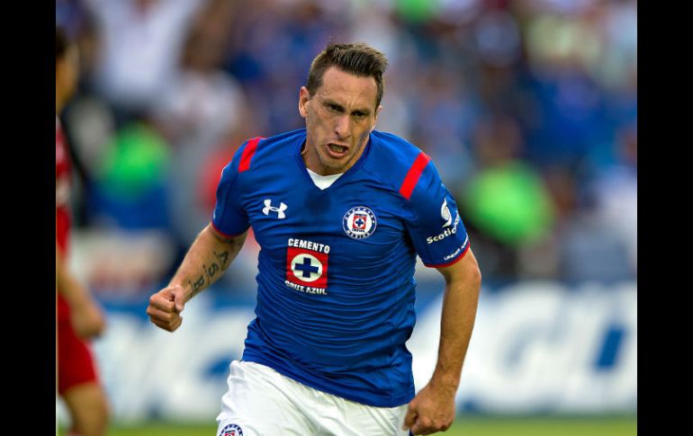 Christian Giménez dijo que tiene esperanza en Cruz Azul y que buscará el título con La Maáquina. MEXSPORT / ARCHIVO