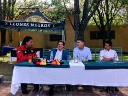 Los futbolistas estuvieron frente al técnico nacional y se ilusionaron. TWITTER / @LeonesNegrosCF