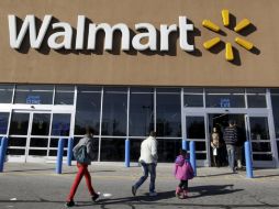 En términos de nuevas tiendas, Walmart todavía mantiene un freno en su expansión . AP / ARCHIVO