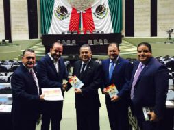 Ricardo Villanueva presentó el proyecto ante los diputados de la Ciudad de México. TWITTER / @rvillanueval