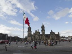 En el DF se utilizaron la Plaza Tolsá y la plancha del Zócalo, para recrear una persecución a uno de los villanos. EL INFORMADOR / ARCHIVO