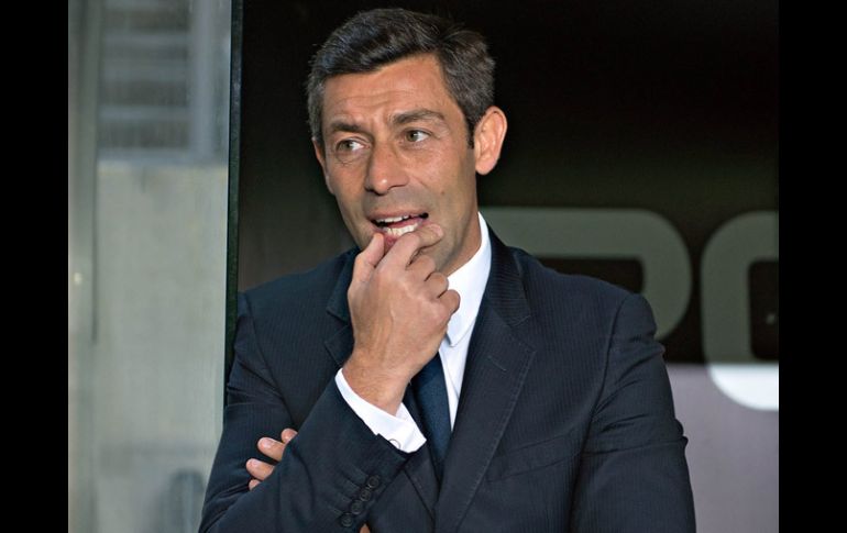 El técnico del Santos, Pedro Caixinha, espera que su equipo cierre fuerte el torneo. MEXSPORT / I.Ortiz