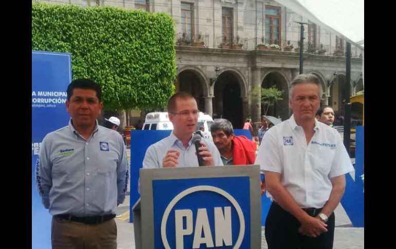 En la presentación estuvo el coordinador de los panistas en la Cámara de Diputados, Ricardo Anaya. TWITTER / @Miguel_Monraz