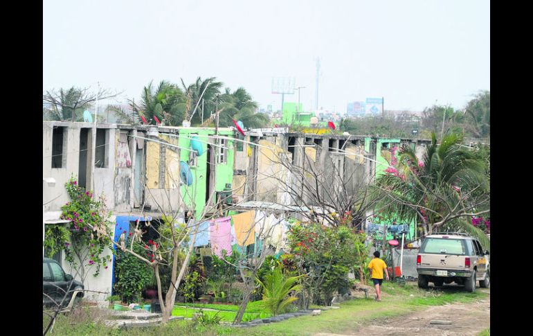 Desolación. Fraccionamiento en Veracruz, entidad que se ubica en el octavo lugar nacional con más créditos para vivienda vencidos. ESPECIAL / EL DICTAMEN