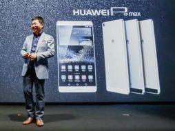 Richard Yu, representante de consumidores de Huawei, presentó a P8 y P8 Max, especificando algunas de sus características. TWITTER / @HuaweiDevice