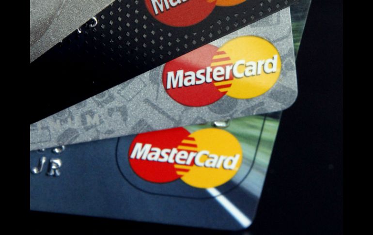 MasterCard señaló que el dinero cubrirá costos de operación y pérdidas relacionadas con fraudes en tarjetas que resultaron afectadas. EL INFORMADOR / ARCHIVO