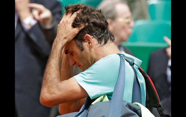 Federer no comenzó bien la temporada en arcilla. AP / L. Cironneau