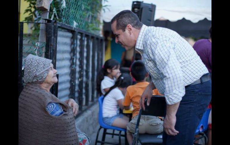 Velázquez asegura que el desarrollo de Zapopan se ha visto envuelto en malas decisiones. TWITTER / @EnriqueV01