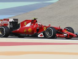 Kimi Raikkonen dio 13 vueltas en el circuito de Sakhir. AP / L. Bruno