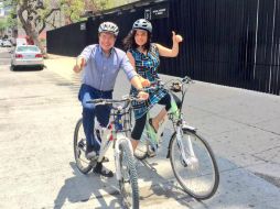 Gómez y Delgado celebraron el 'Día Mundial de la Bicicleta'. TWITTER / @marianagc