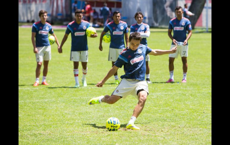 El Guadalajara practicó los tiros penales en su entrenamiento previo a la final. EL INFORMADOR /