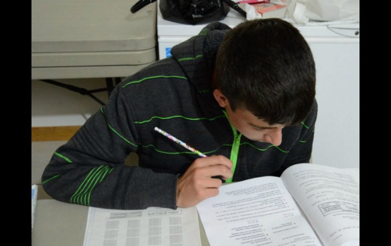 El proyecto tiene como objetivo disminuir el rezago en escuelas públicas. EL INFORMADOR / ARCHIVO