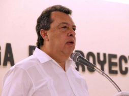 Ángel Heladio Aguirre solicitó licencia del gobierno de Guerrero en octubre del 2014 para facilitar la investigación en el caso Iguala. EFE / ARCHIVO