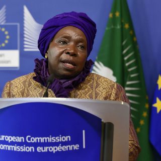 África y Europa acuerdan gestionar la inmigración irregular