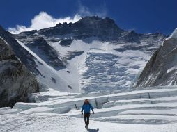 El punto más alto según el nivel del mar es el monte Everest, ubicado en la cordillera de los Himalayas. AFP / ARCHIVO