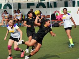 El equipo femenil de balonmano de Jalisco en las Olimpiadas Nacionales 2015. ESPECIAL / CODE