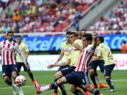 Las Chivas lograron empatar a las Águilas 1-1 en el Estadio Omnilife. NTX / M. Vargas