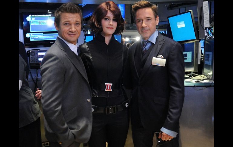 Robert Downey Jr. y Jeremy Renner dieron el campanazo inicial en Wall Street. AFP / B. Barket