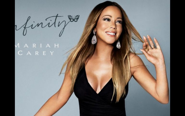 El álbum es una colección cronológica de la carrera de Carey con sus mejores 18 éxitos. TWITTER / @MariahCarey