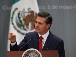 El presidente reconoce el valor y entrega de las fuerzas armadas a favor de la seguridad de los mexicanos. NTX / G. Durán