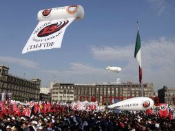 El grupo avanza sobre Paseo de la Reforma para unirse al mitin en la Plaza de la Constitución. SUN / A. Ojeda