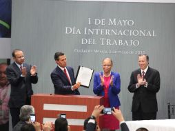 jefe del Ejecutivo federal considera que este convenio es fundamental para garantizar el trabajo a nivel nacional e internacional. NTX / G. Durán