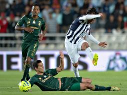 Acción del partido disputado este sábado entre Santos y Pachuca. MEXSPORT / I. Ortiz