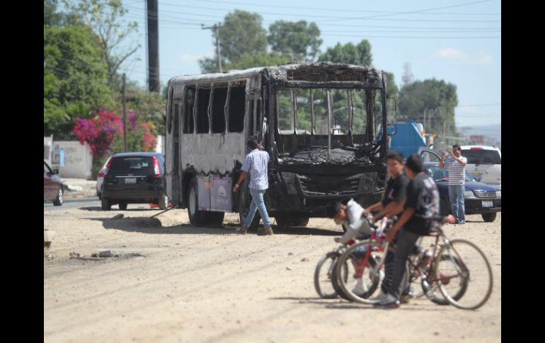 El viernes pasado se registraron 39 bloqueos, siete muertos, 19 heridos y decenas de autos, sucursales y gasolineras incendiadas. EL INFORMADOR / ARCHIVO