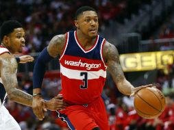 Beal, pese a tener problemas con un tobillo, aportó 28 puntos a la causa de los Wizards. AP / J. Bazemore