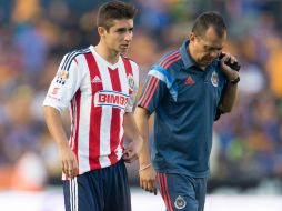 Brizuela no terminó el partido que culminó en derrota 2-1 para el Rebaño. MEXSPORT / ARCHIVO