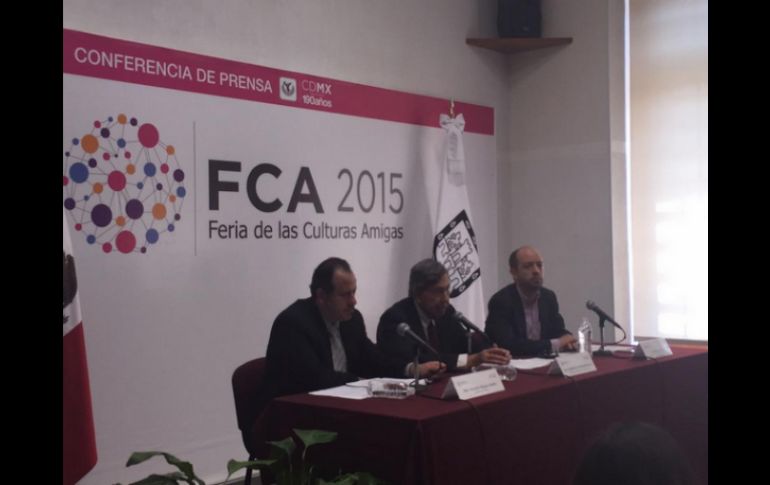 El coordinador de la FCA, Cuahutémoc Cárdenas señaló que se realizarán talleres, muestras de cine, conferencias, teatro y más. TWITTER / @CulturasAmigas