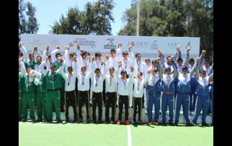 Imagen de la selección Sub 19 varonil con la medalla de oro. TWITTER / @CODEJALISCO