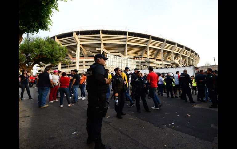 Los dueños de palcos tuvieron permitido ingresar sus víveres sólo el viernes. MEXSPORT / A. Macías