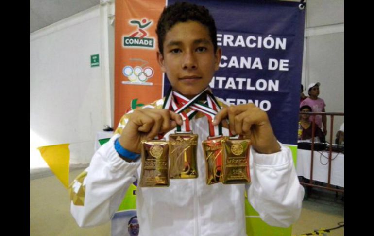 Sergio Flores, cuatro veces campeón de la categoría infantil mayor juvenil. TWITTER / @CODEJALISCO