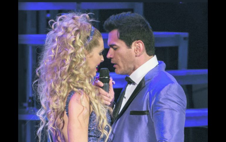 Marjorie de Sousa y David Zepeda derrocharán miel en el escenario. ESPECIAL / Televisa