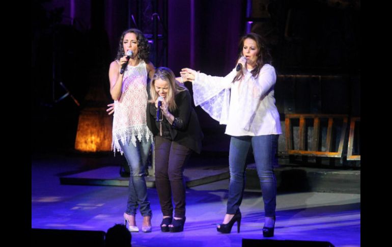 Fernanda, Mayte e Isabel  mostraron su calidad interpretativa y una fuerte conexión con el público. EL INFORMADOR / A. Hinojosa