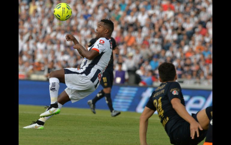 Pabón logró una decena de tantos, pero su equipo no pudo calificar a Liguilla. EFE / ARCHIVO