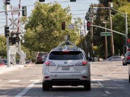 Cuatro reportes de colisión se involucraron con vehículos sin conductor, tres de los autos son de Google. ESPECIAL / Medium.com