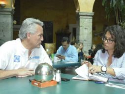 Petersen se reunió este lunes con algunos comerciantes del Centro Histórico de Guadalajara. TWITTER / @AlfonsoPetersen