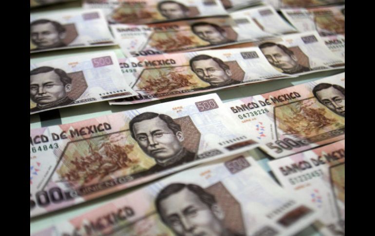 En marzo, el monto de los billetes y monedas en poder del público sumó 933 mil millones de pesos y aumentó 17.8% anual. EL INFORMADOR / ARCHIVO