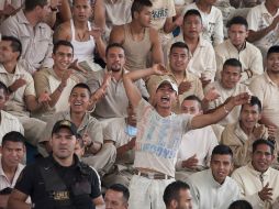 En el festejo hubo actividades culturales y deportivas donde alumnos se enfrentaron contra los maestros. NTX / ARCHIVO