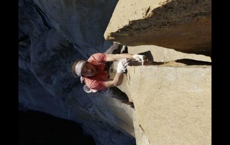 Dean Potter era conocido en el mundo de los deportes extremos por practicar el salto base, la escalada y paracaidismo. FACEBOOK / deanspotter