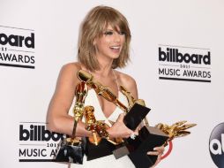 Taylor Swift se llevó ocho de los 14 premios Billboard a los que estaba nominada. AFP / ARCHIVO