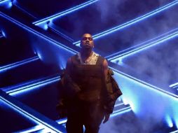 Kanye West cree que la organización de los premios Billboard echó a perder su número. AFP / ARCHIVO