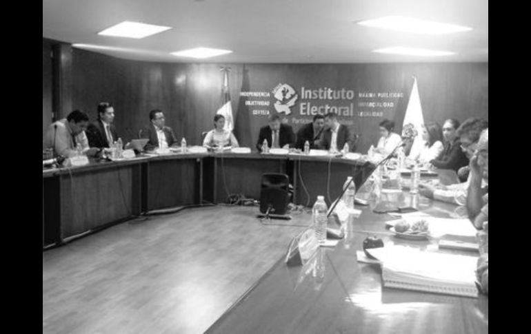 En sesión del IEPC se aclaró que queda una solicitud pendiente para que se realice otro debate por Zapopan. TWITTER / @iepcjalisco