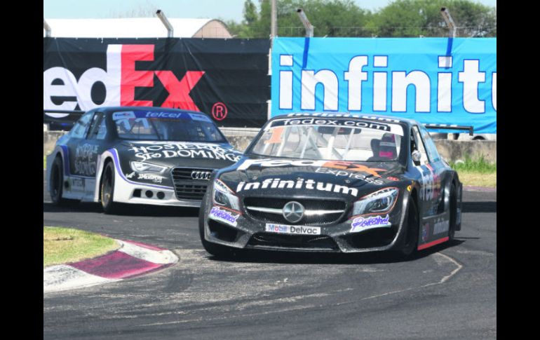 El piloto tapatío aseguró que su equipo se ha preparado a fondo para buscar el podio el próximo fin de semana. ESPECIAL /