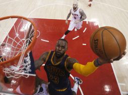 LeBron James consiguió 31 puntos en el partido. AP /  J. Bazemore